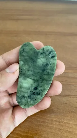 ماساژور دستی مدل Q12 به همراه سنگ ماساژ