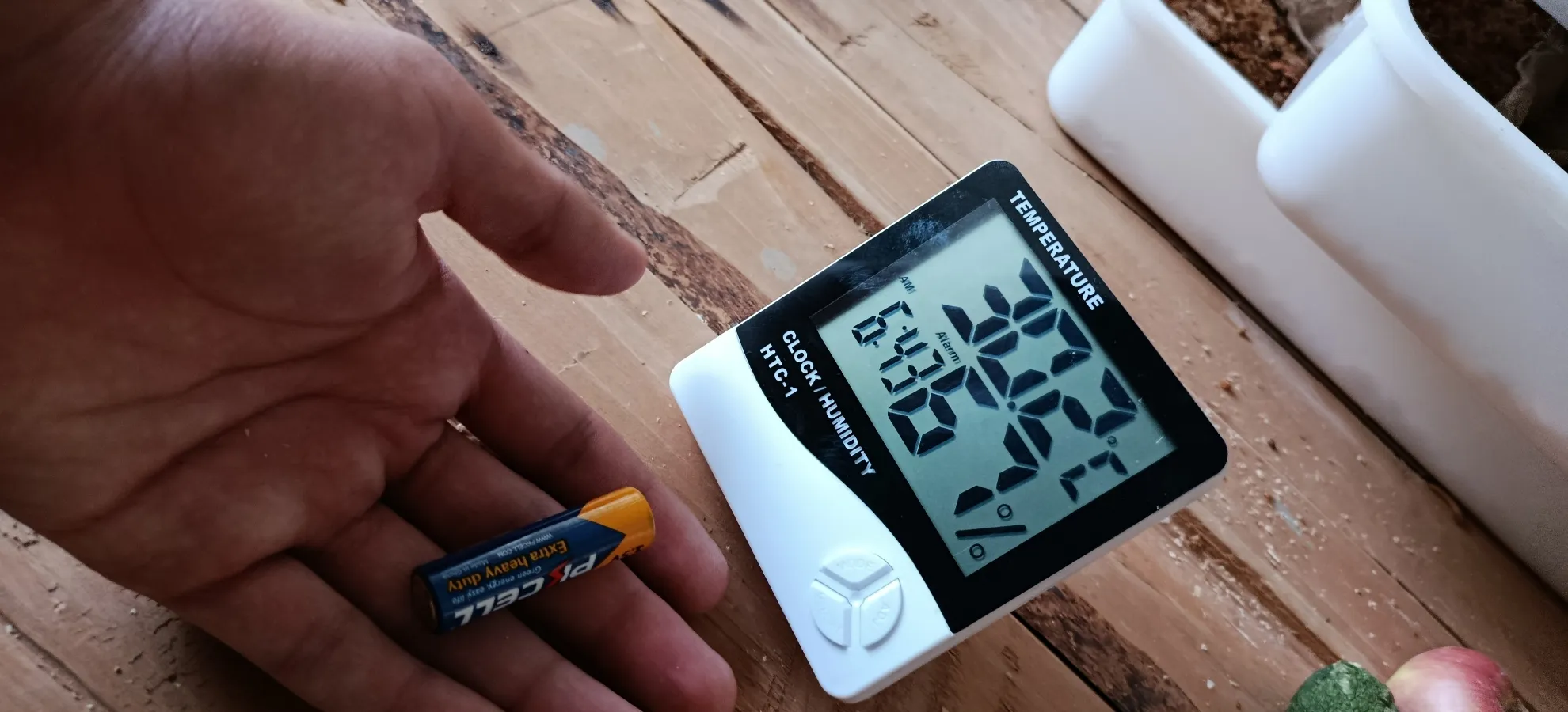 دماسنج محیطی مدل HTC-1