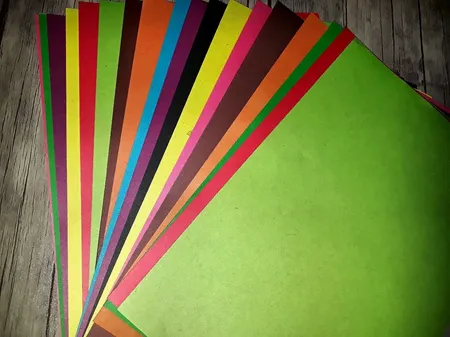 مقوا رنگی سایز ۳۴×۲۴ بسته ۲۰ عددی (۱۰ رنگ از هر کدام ۲ عدد)