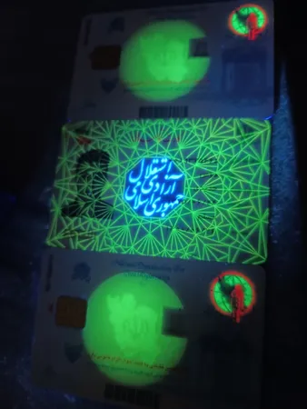 چراغ قوه دستی مدل UV 365nm filter