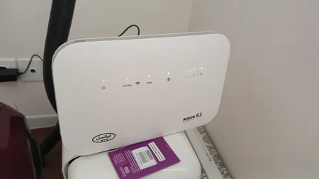 مودم 4G/TD-LTE ایرانسل مدل TFi60 S1 به همراه سیمکارت با 10 گیگابایت اینترنت 1 ماهه