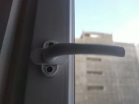 دستگیره پنجره مدل دم خم کد 03