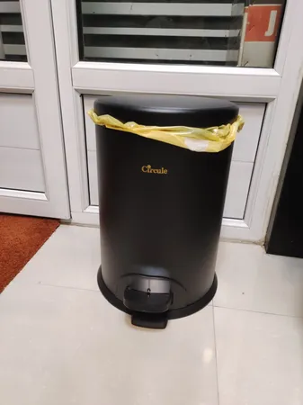 سطل زباله پدالی سیرکل مدل آرام بند کد 20L