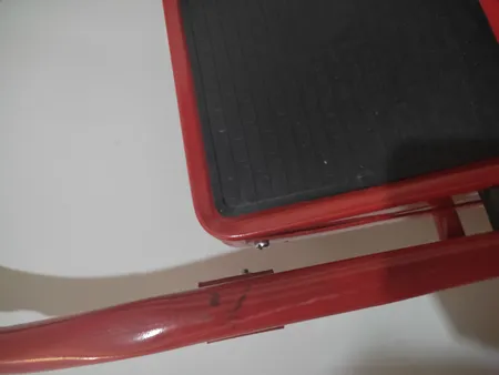 نردبان چهار پله مدل کاراسان کد 26010002