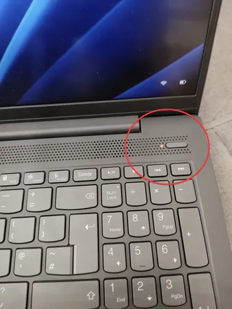 لپ تاپ 15.6 اینچی لنوو مدل IdeaPad 5 15IAL7-i5 1235U-16GB DDR4-512GB SSD-MX550-IPS