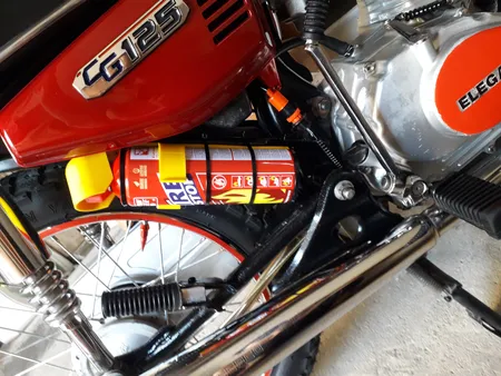 اسپری ضد حریق وسلی مدل faR5 حجم 500 میلی لیتر