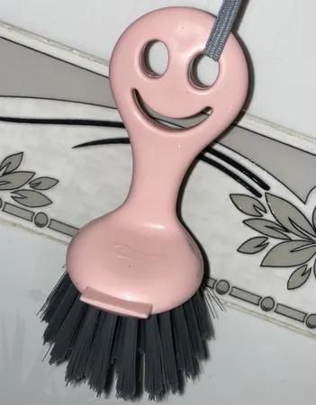 برس شستشوی میوه و سبزیجات طرح لبخند کد mk460