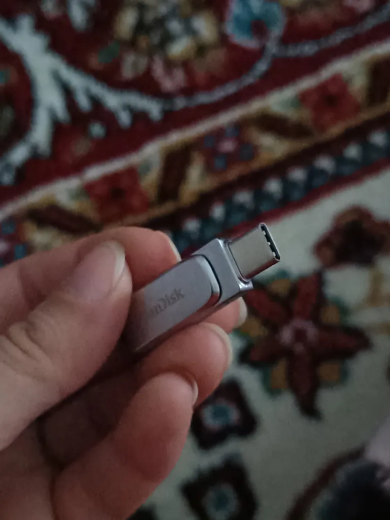 فلش مموری سن دیسک مدل Ultra Dual Drive Luxe ظرفیت 256 گیگابایت