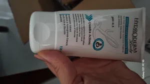 تجریه خرید ژل بهداشتی بانوان هیدرودرم سری Quadra Action حجم 150 میلی لیتر