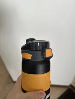 ماگ سفری مدل دوحالته دور سیلیکونی گنجایش 0.8 لیتر