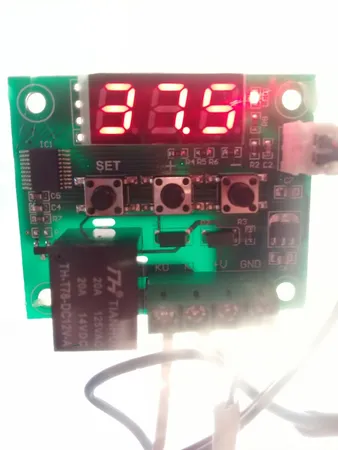 کنترلر دما تنگفی مدل W1209