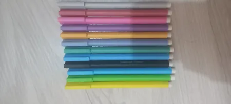 مداد رنگی 12 رنگ مدل بینهایت طرح پاک کن دار