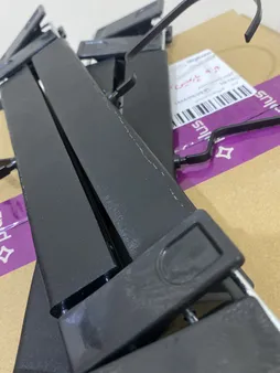 چوب لباسی مدل دو گیره ای کد 33 بسته 5 عددی