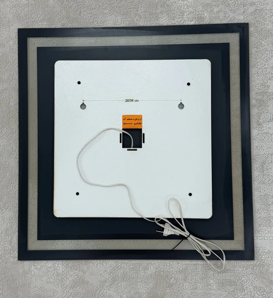 آینه سرویس بهداشتی تارا دکور مدل بکلایت کد m162