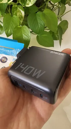 شارژر دیواری 140 وات انکر مدل A2697 به همراه کابل USB-C به طول 1.5 متر