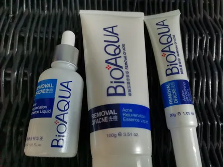 سرم پوست بایو آکوا مدل ترمیم کننده و ضد جوش حجم 30 میلی لیتر