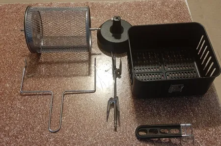 هواپز 12 لیتری بلک اند دکر مدل AOF-100-B5