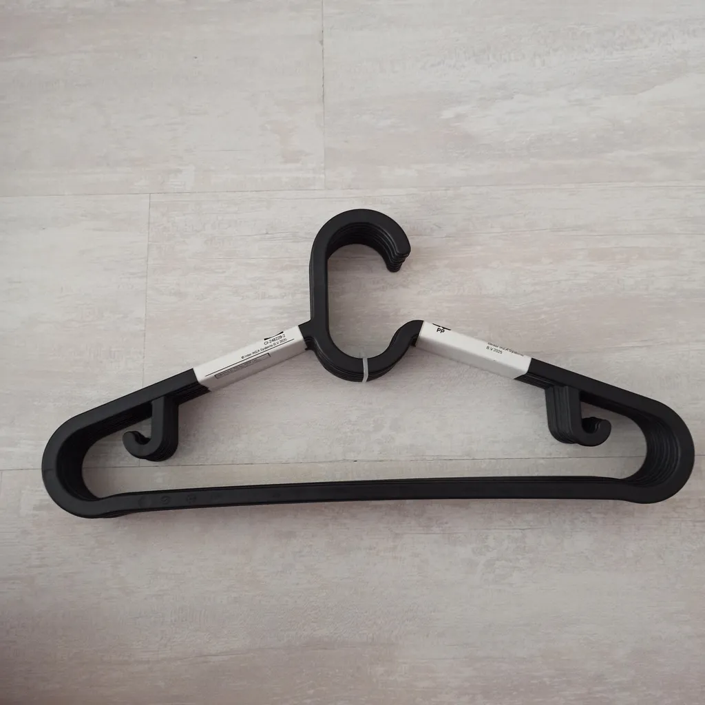 چوب لباسی ایکیا مدل SPRUTTIG کد 16931 بسته 10 عددی