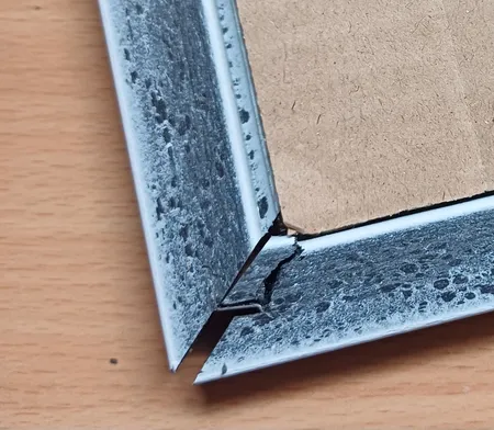 قاب عکس میثاق مدل1318 سایز 13×18 سانتی متر