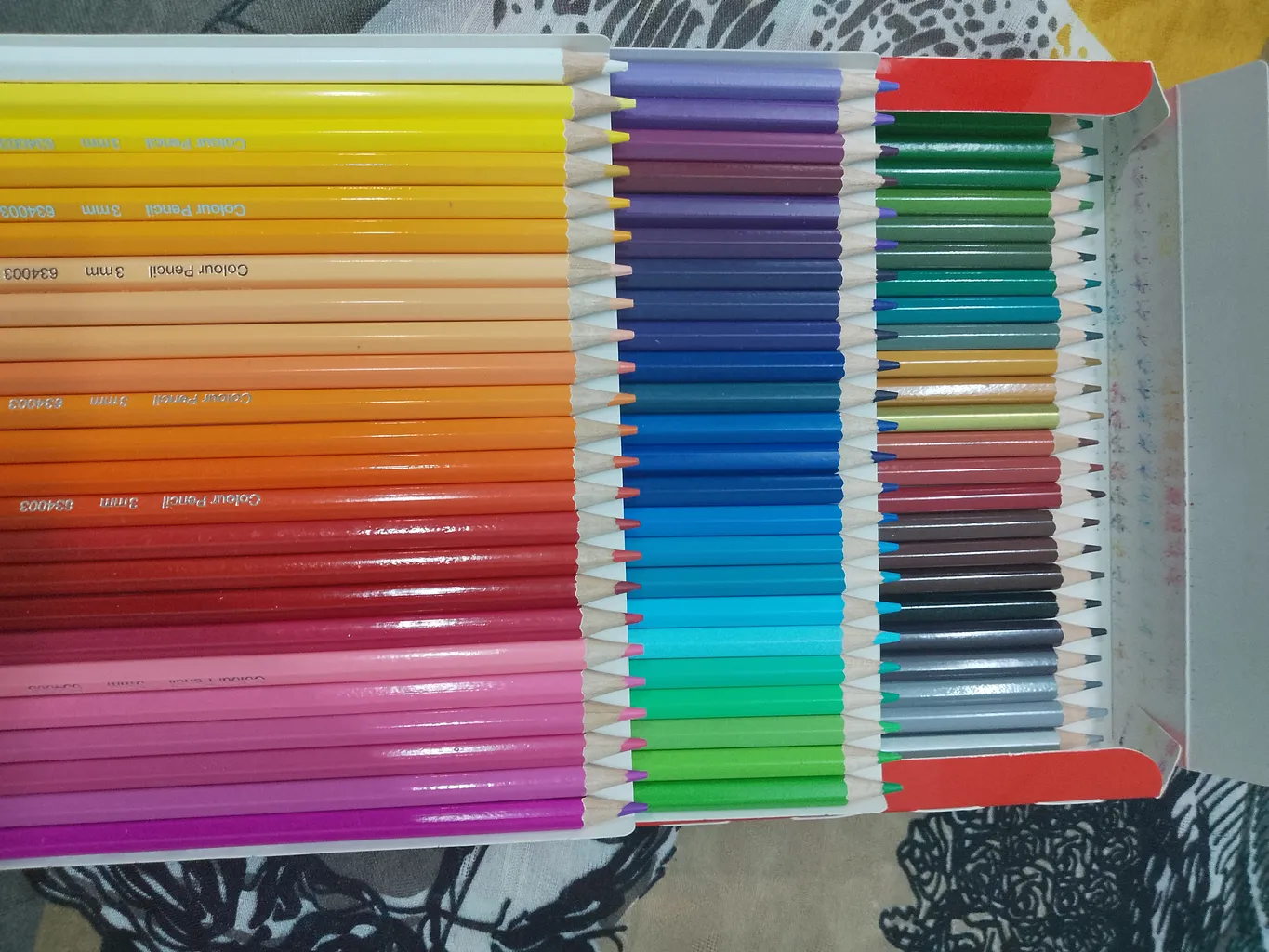 مداد رنگی 72 رنگ کوییلو طرح گل