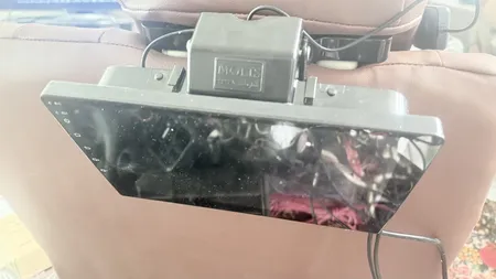 نگهدارنده تلفن همراه و جالیوانی سطل زباله مخصوص خودرو مدل 123