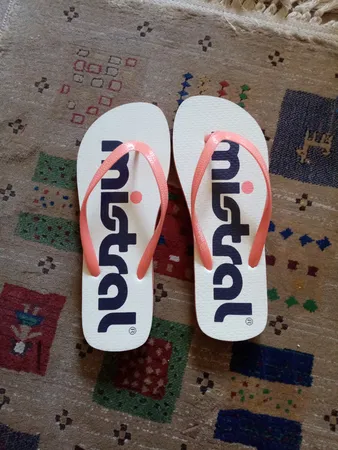 دمپایی لاانگشتی زنانه میسترال مدل Es943