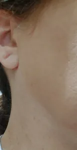 تجریه خرید کرم پودر مای سری Black Diamond مدل Velvet Makeup شماره 06