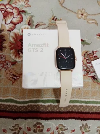 ساعت هوشمند امیزفیت مدل GTS 2 Global بند سیلیکونی