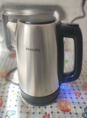 کتری برقی فیلیپس مدل HD9350