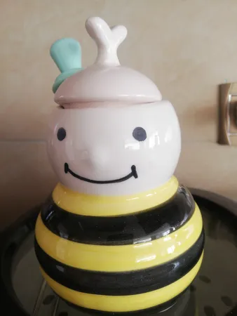 ظرف عسل مدل زنبوری کد as1