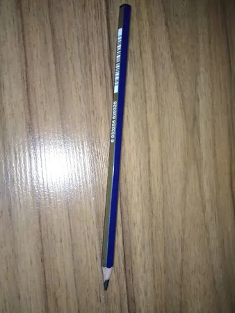 مداد طراحی فابر کاستل مدل گلد فابر با درجه سختی نوک 6B