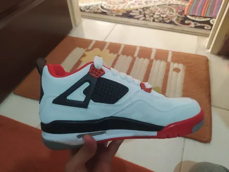 کفش بسکتبال مدل Retro 4