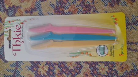 تیغ ابرو تینکل مدل Tn-98 بسته 3 عددی