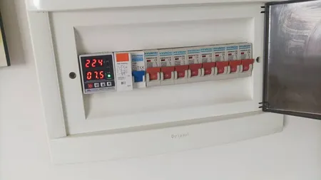 محافظ ولتاژ  ام بی مدل MBVPD2