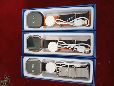 ساعت هوشمند مدل T3000 دارای قابلیت های صفحه نمایش رنگی، صفحه نمایش لمسی بند سیلیکون