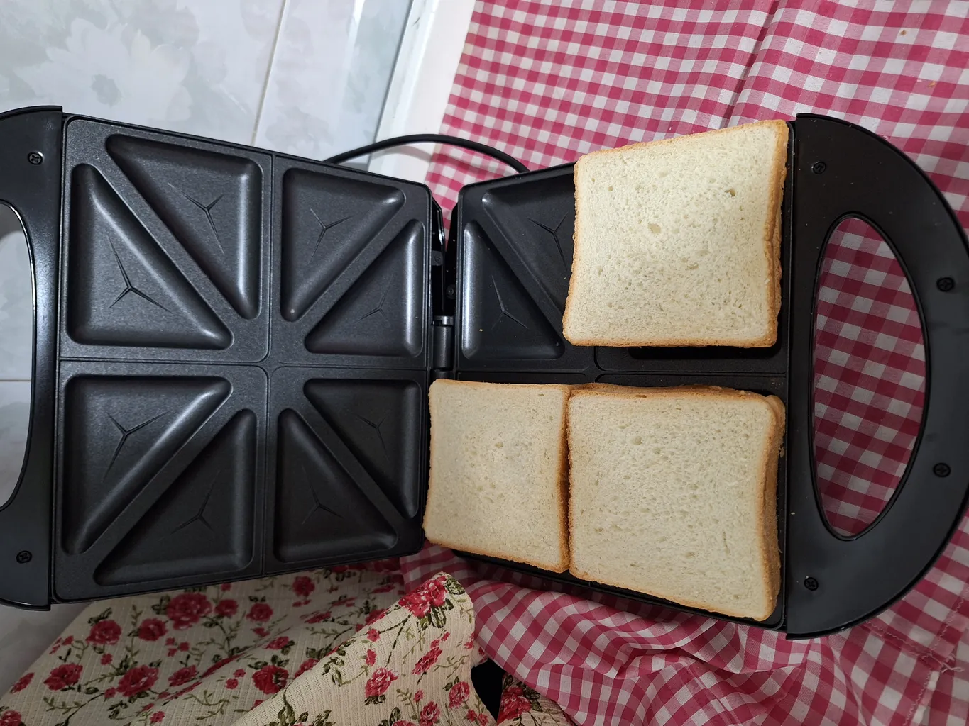 ساندویچ ساز دسینی مدل 400