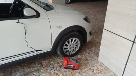 کمپرسور فندکی بلک اند دکر مدل ASI300