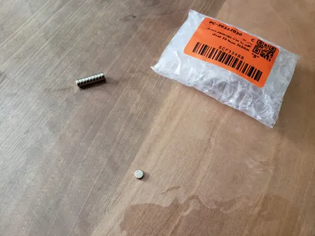 آهن ربا مدل نئودیمیوم دیسک 5x2mm بسته 10 عددی