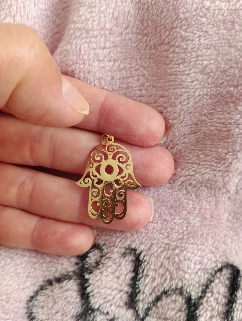 آویز گردنبند طلا 18 عیار زنانه سهی مدل دست SP03