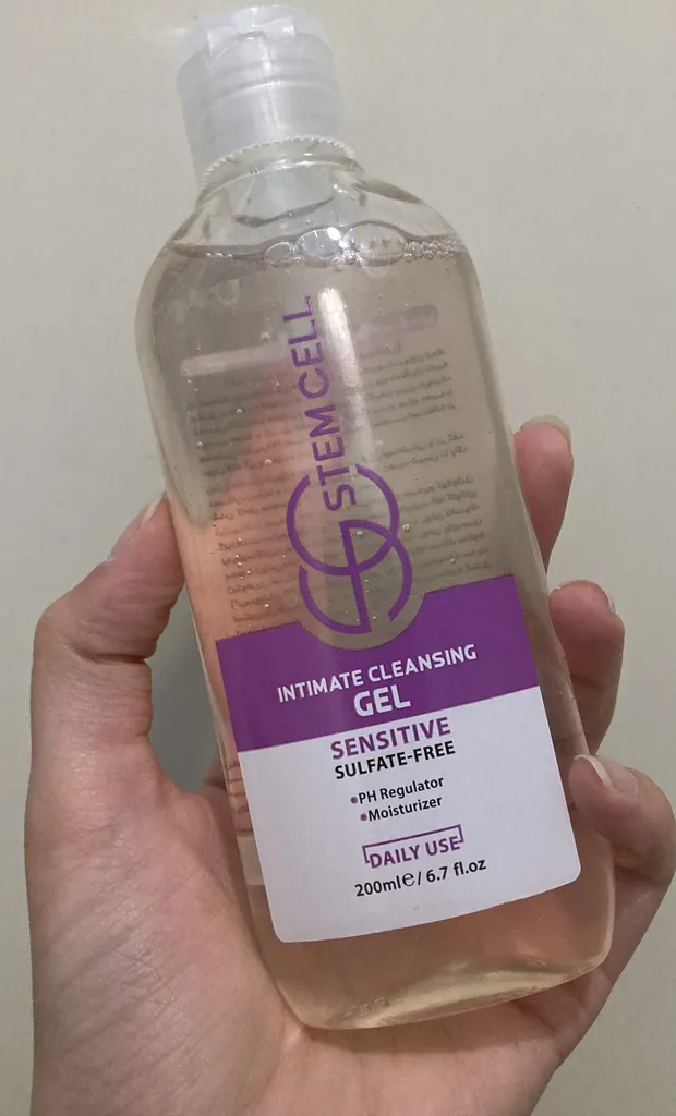 ژل بهداشتی بانوان استم سل مدل حساس حجم 200 میلی لیتر