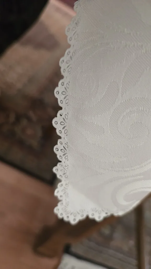 رومیزی پرلا مدل Alara سایز 260×145 سانتیمتر