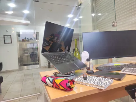 پایه نگهدارنده لپ تاپ مدل DA1