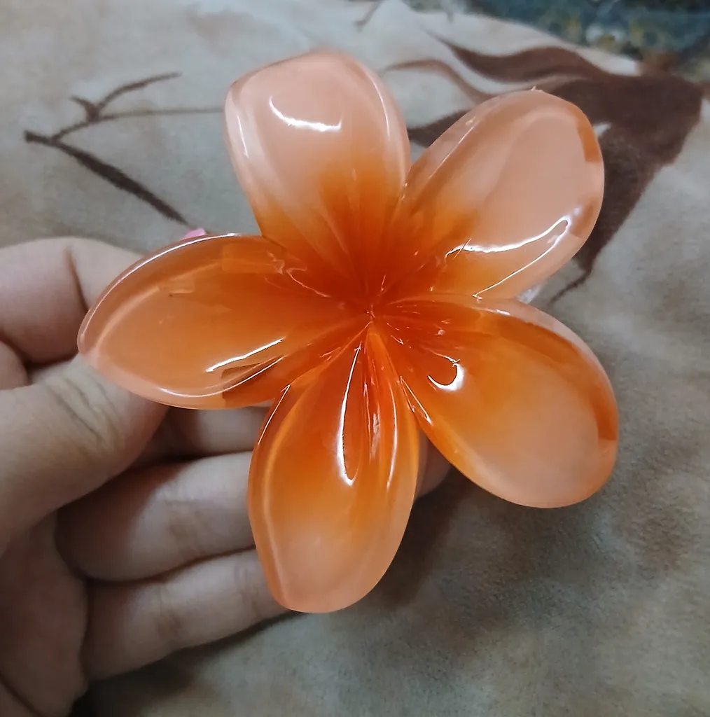 کلیپس مو زنانه مدل گل پلومریا کد brg 410