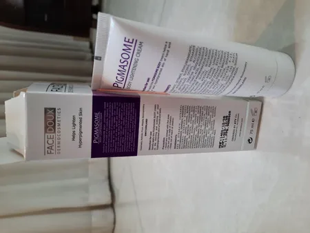 کرم روشن کننده فیس دوکس مدل Pigmasome Body حجم 75 میلی لیتر