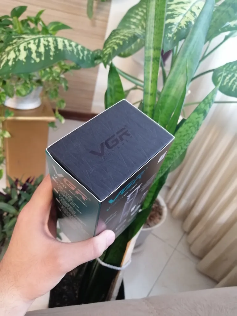 ماشین اصلاح موی سر و صورت وی جی ار مدل 937