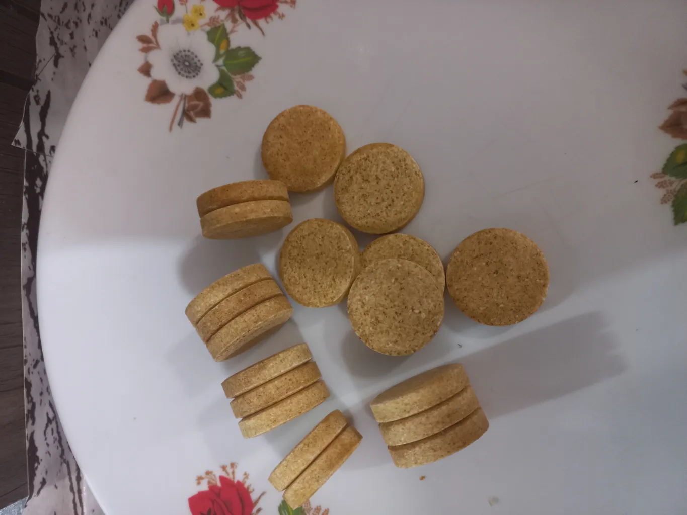 قرص یونی زینک لیبرتی سوییس و جوشان ویتامین C 1000 میلی گرم‌ های هلث