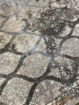 فرش ماشینی طرح colorful کد CO08 زمینه طوسی کرم