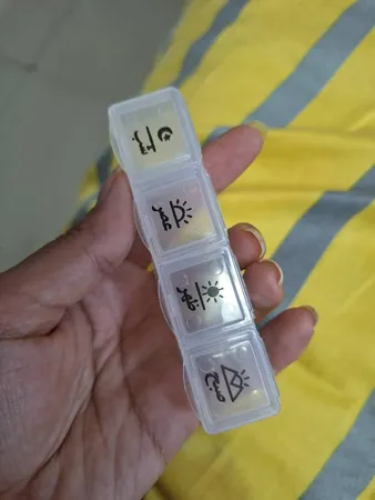 جعبه نگهدارنده دارو و یادآور کد 0010