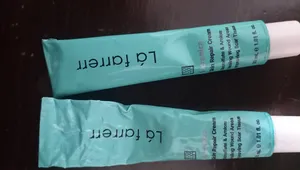 تجریه خرید کرم ترمیم کننده پوست لافارر مدل سوکرانیکا حجم 30 میلی لیتر