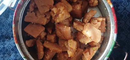 سوهان زعفرانی حبه قم - 400 گرم